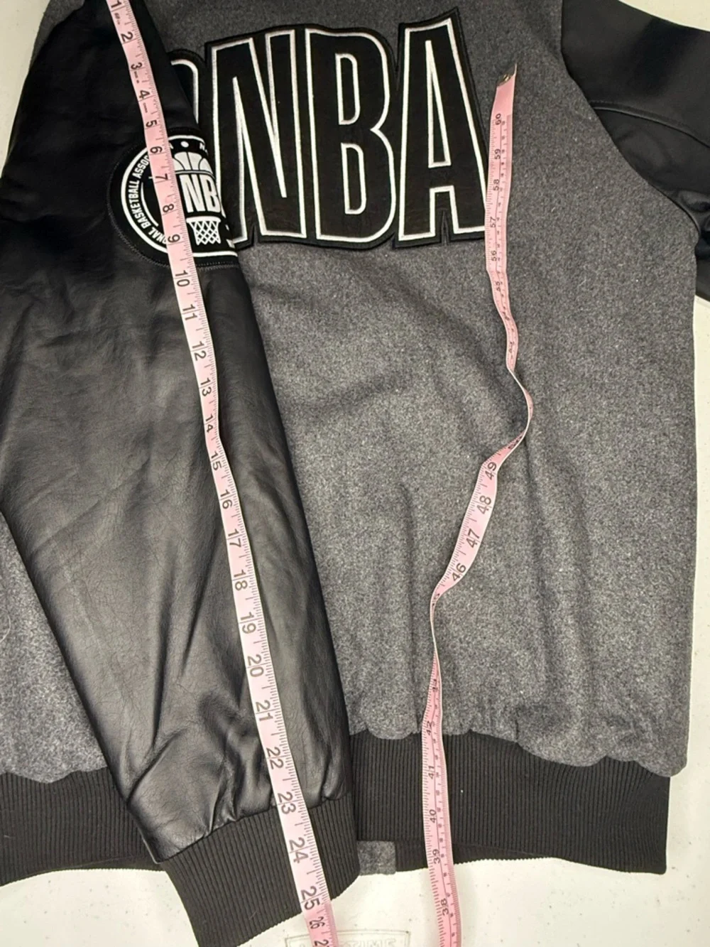 NBA Bomber Jacket Medium Gray Wool Black Faux Leather Sleeves Men’s Size Medium